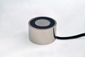 EM200-115ac-112-B – Round Electromagnet 2 inch Dia. 115 volts AC – Holding 105 lbs. image 0