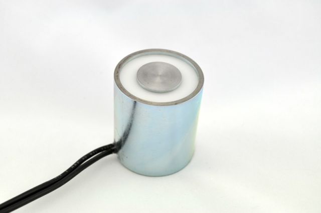 EM175L-6-122 - Round Electromagnet 1.75 inch Dia. 6 volts DC - Holding 83 lbs. image 0