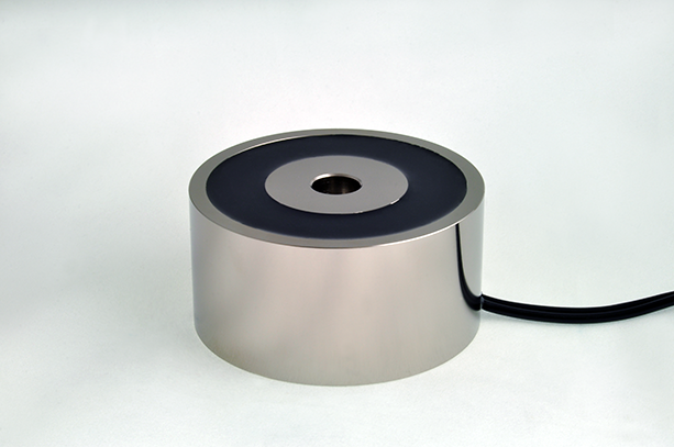 EM300-6-112 - Round Electromagnet 3 inch Dia. 6 volts DC - Holding 300 lbs. image 0
